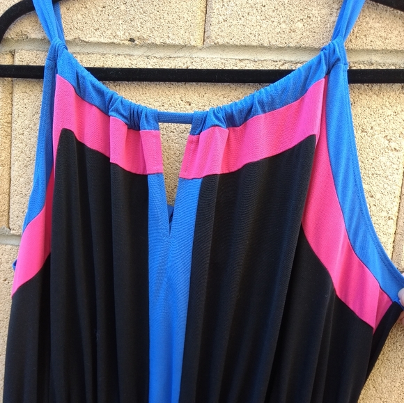 Colorblock Asymmetrical Hem Dress Miss Couture - Picture 3 of 6